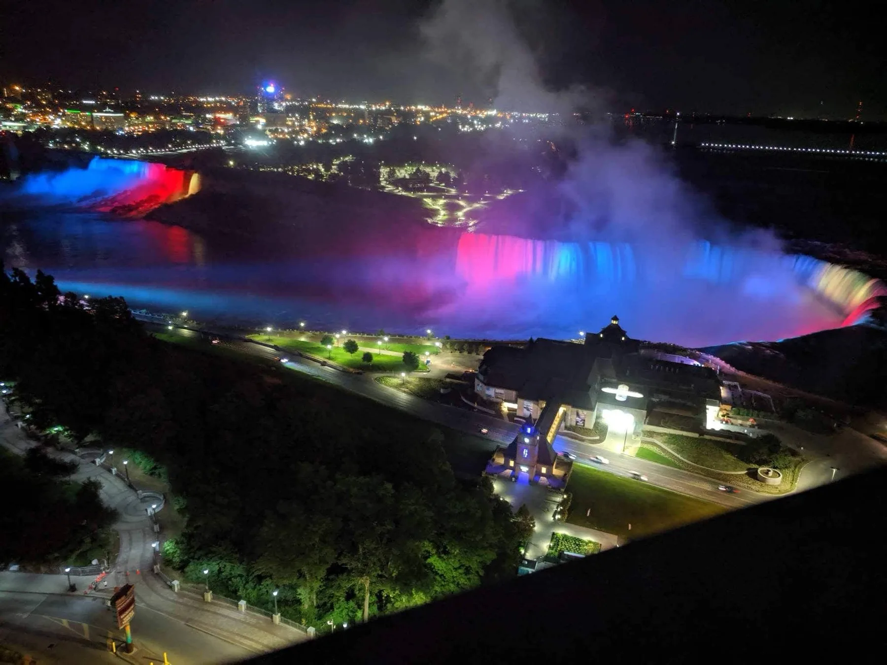 Niagara Falls illuminated at night